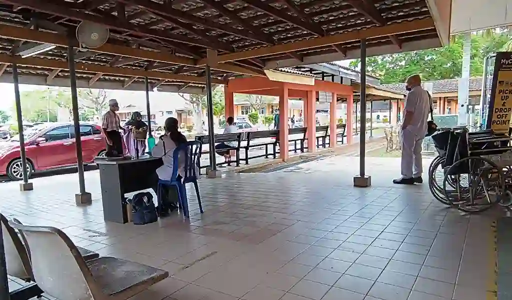 Peraturan Melawat di Hospital Segamat